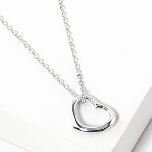 Silver Heart Pendant Necklace Chain Metal Casual Simple Dainty Jewelry
